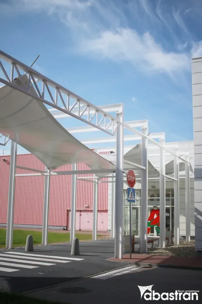 Zadaszony łącznik CH AUCHAN — PVC — Gliwice, Polska