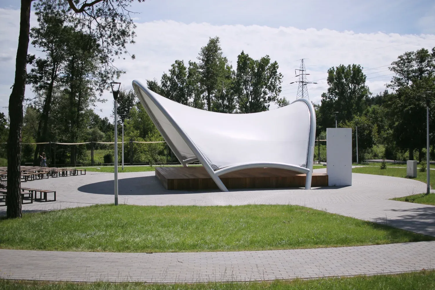 Zadaszenia membranowe – Rodzaje i zastosowanie