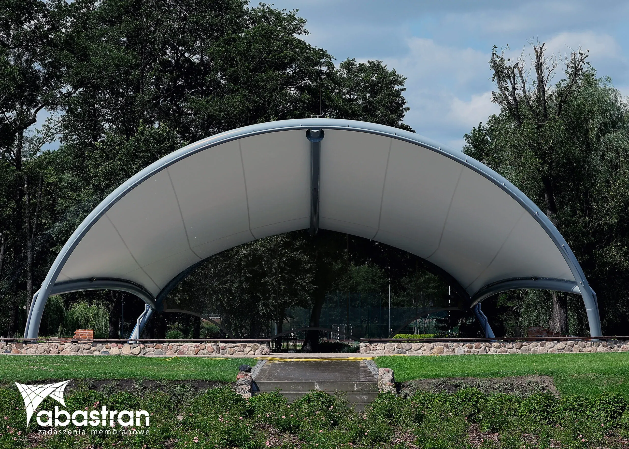 Zadaszenie sceny plenerowej w Węgrowie — PVC — Węgrów, Polska