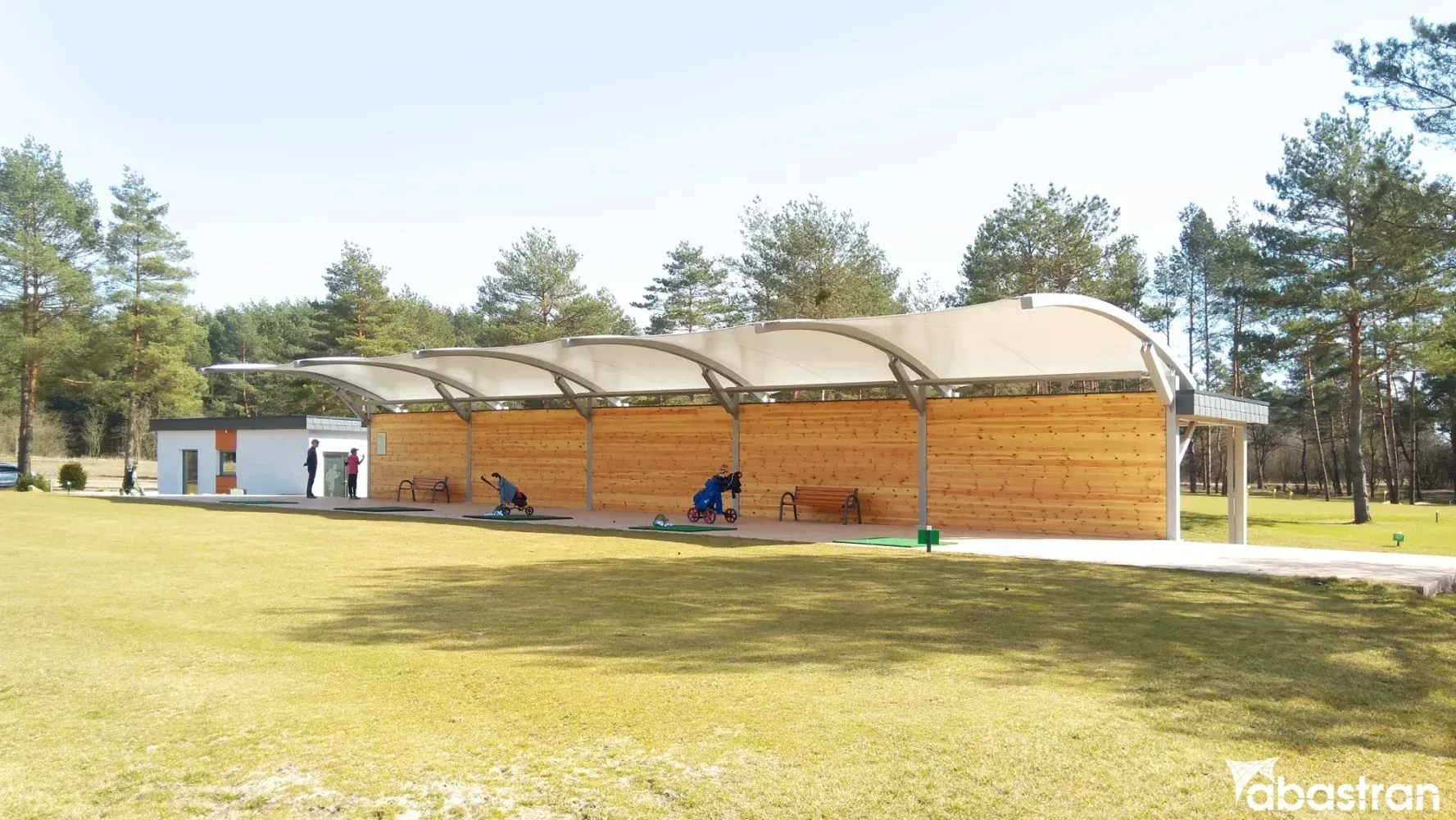 Zadaszenie na Polu Golfowym — 2