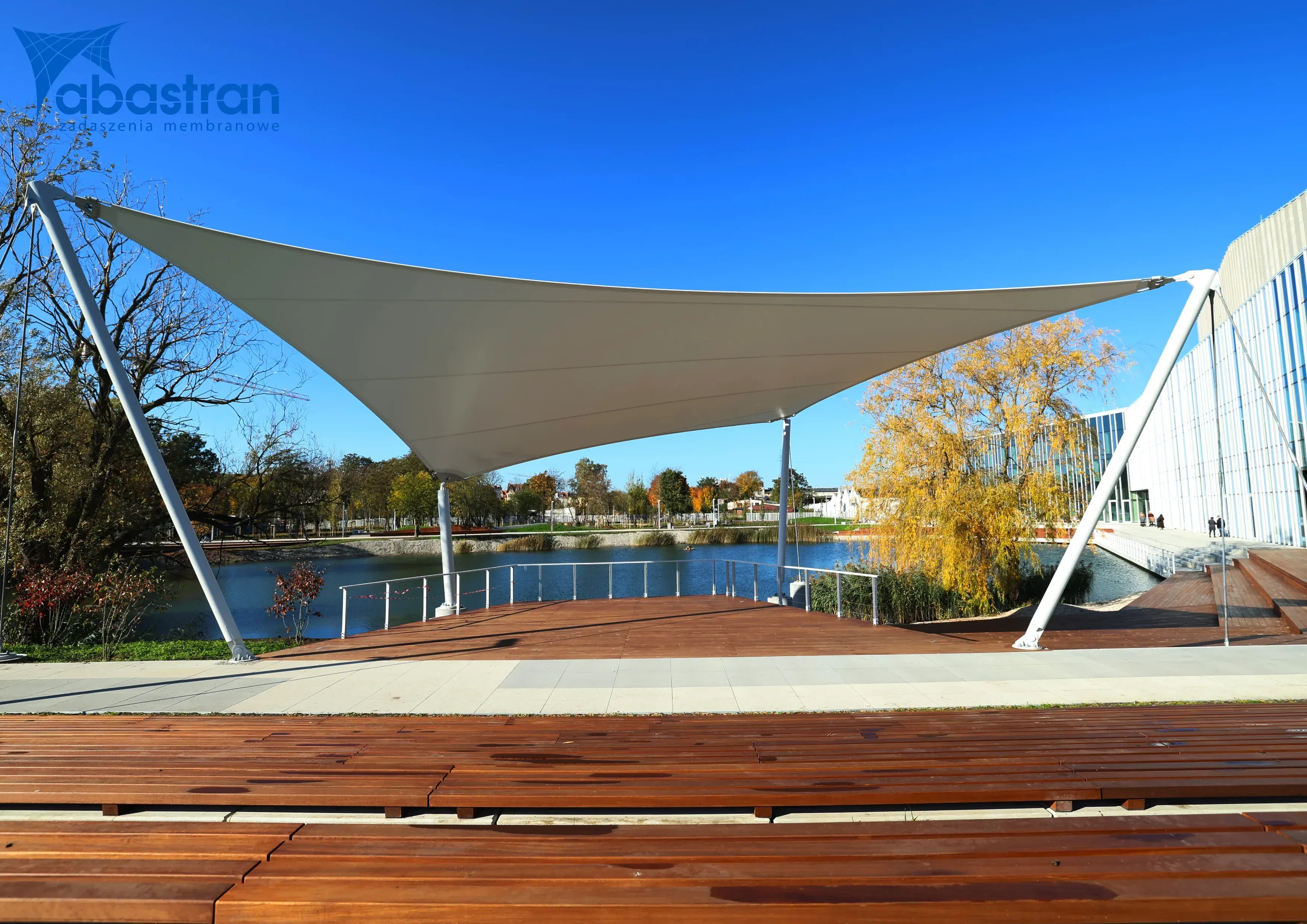 Zadaszenie sceny plenerowej  na kampusie Akademii Muzycznej imienia Feliksa Nowowiejskiego w Bydgoszczy — 2