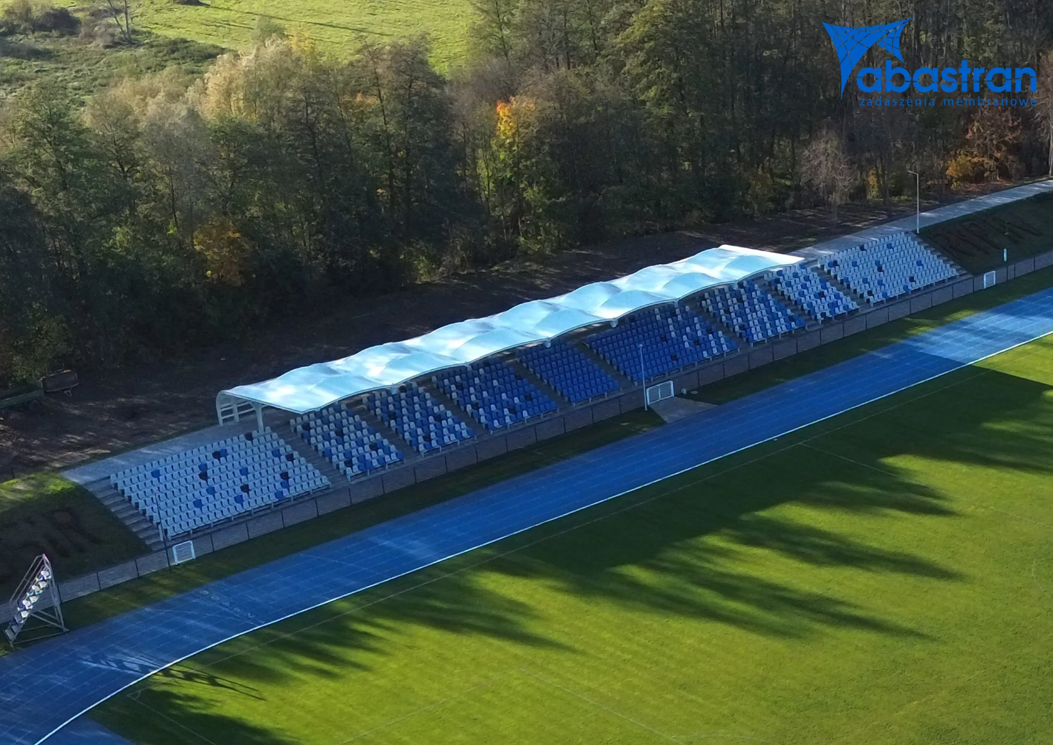 Zadaszenie membranowe trybun w Rypinie — 2