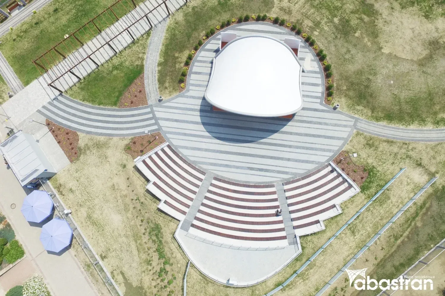 Zadaszenie sceny plenerowej w Stalowej Woli — 2