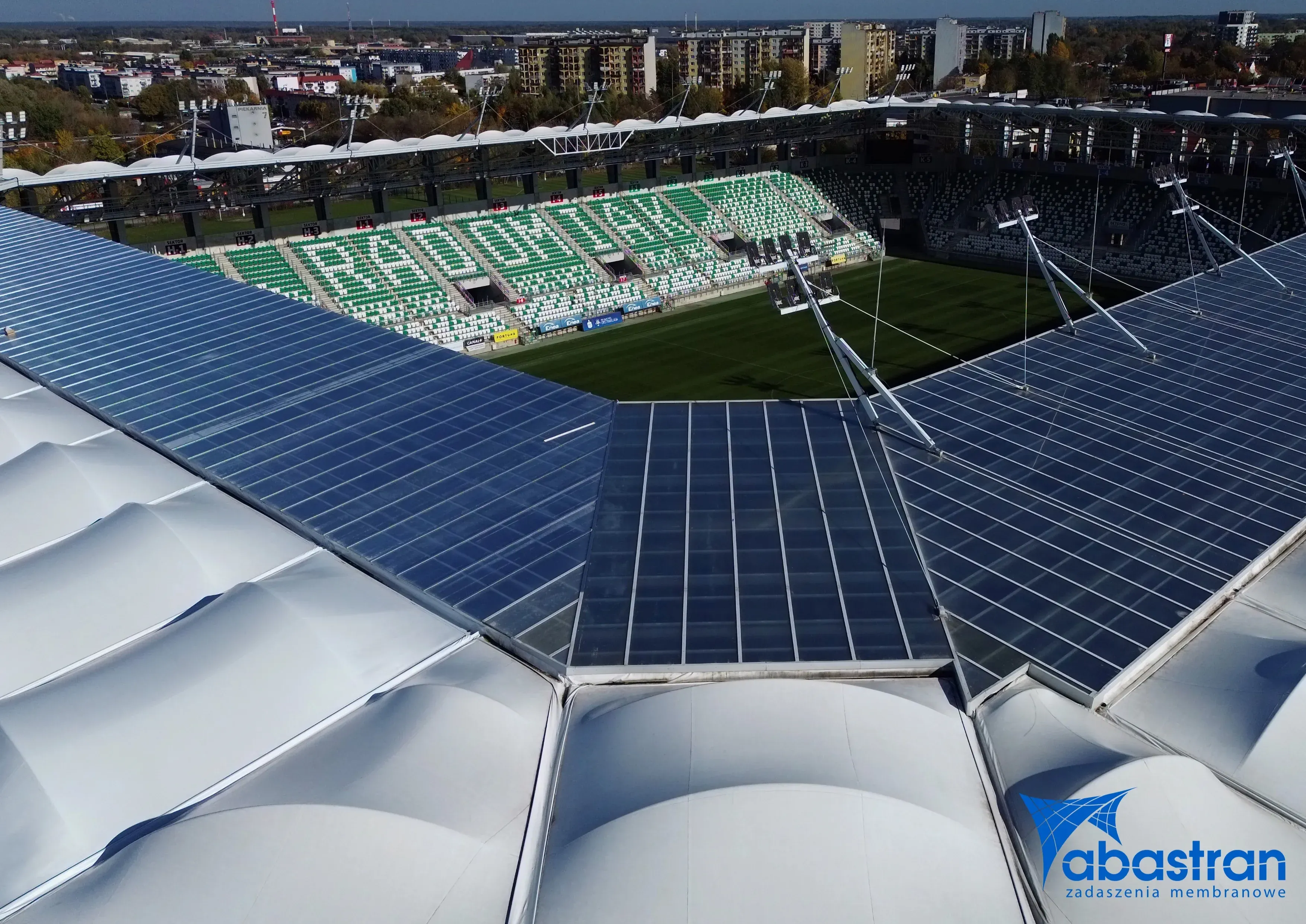 Zadaszenie membranowe stadionu piłkarskiego – trybuna wschodnia i zachodnia w Radomiu — 2