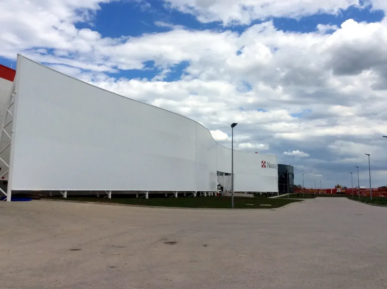 Membranowa fasada dla Nestle Purina we Wrocławiu — 2