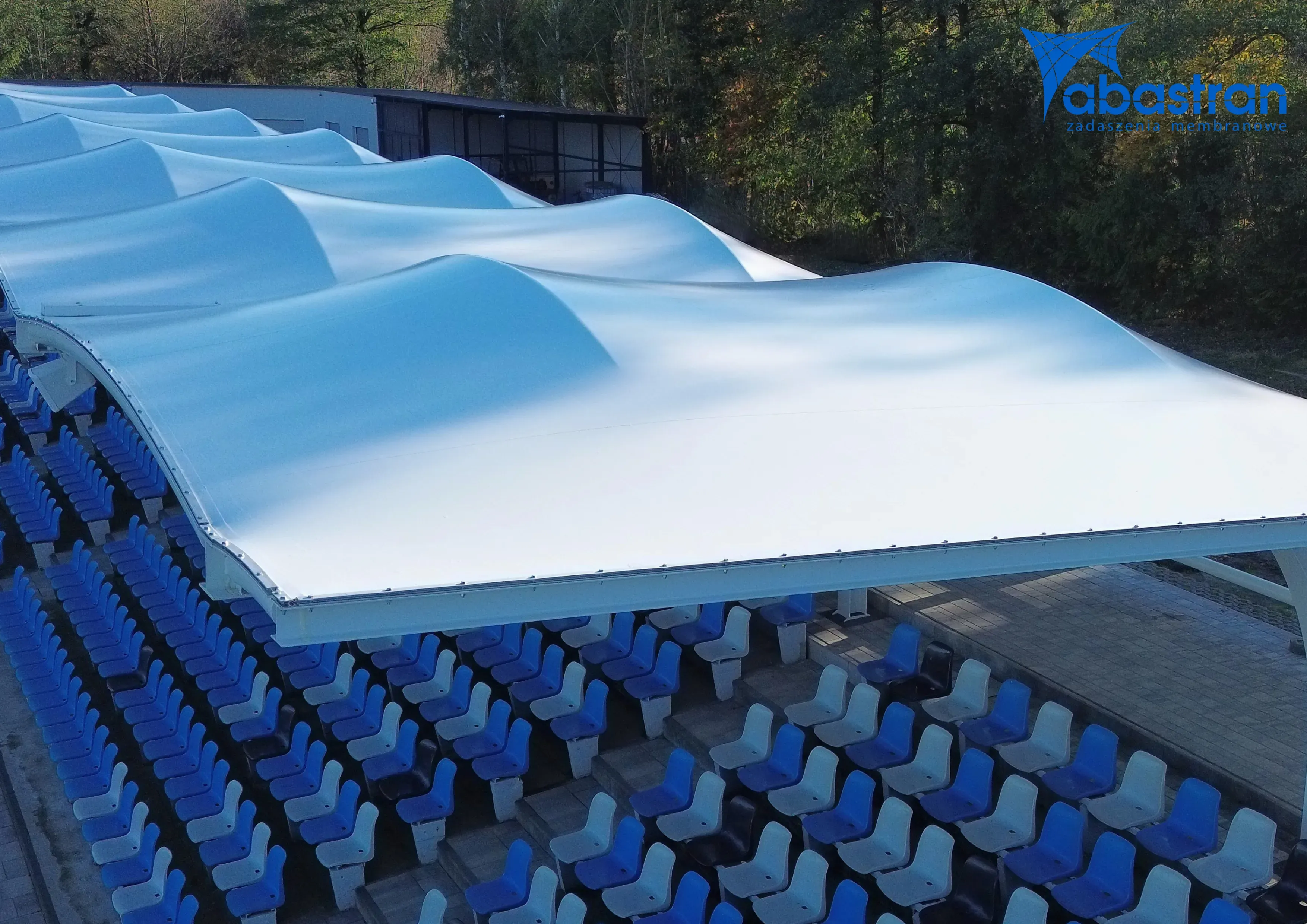 Zadaszenie membranowe trybun w Rypinie — 3