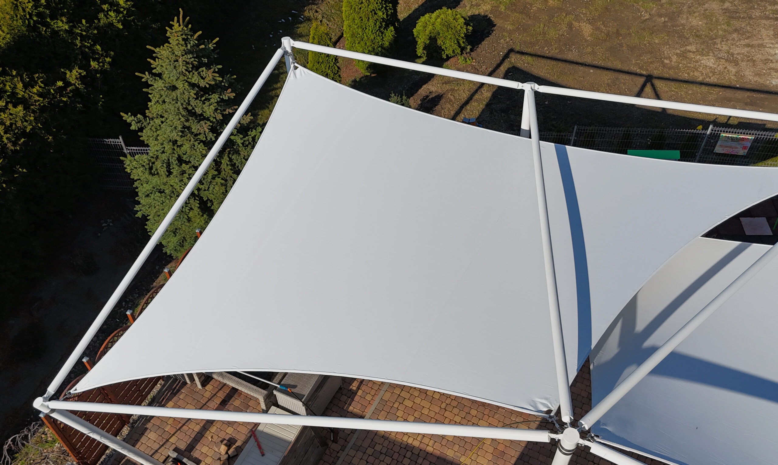 Membrane Canopies for Restaurants: A Modern All-Season Solution